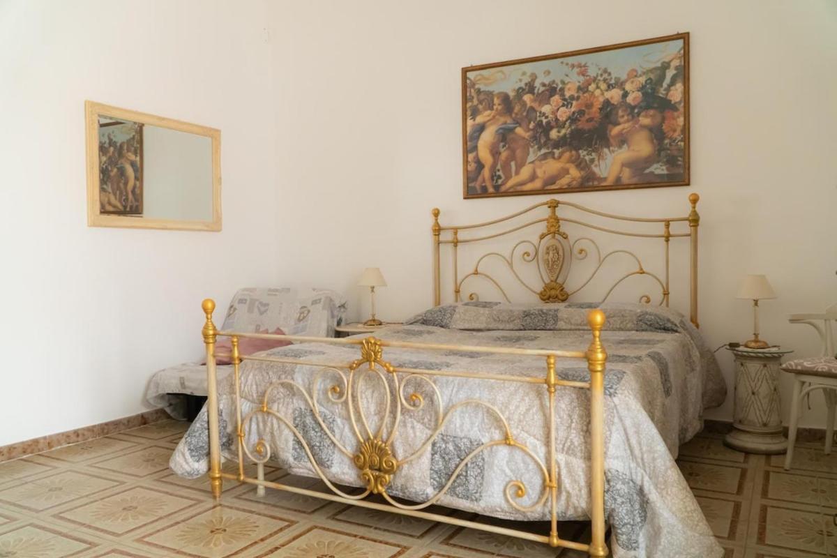 Melficta House Apartment *